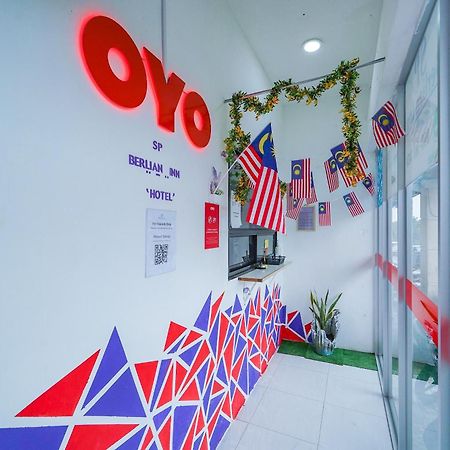Oyo 89820 Sp Berlian Inn Sungai Petani Exterior photo